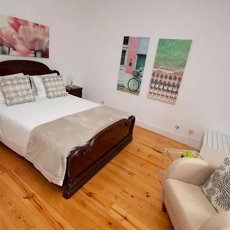 Inn-chiado Boulevard בית הארחה