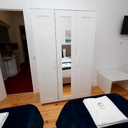 Inn-chiado Boulevard 3* ליסבון