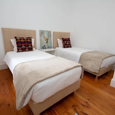 Inn-chiado Boulevard בית הארחה