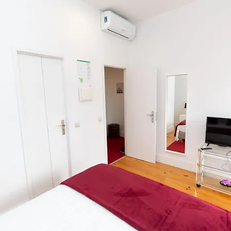 Inn-chiado Boulevard 3* Lissabon