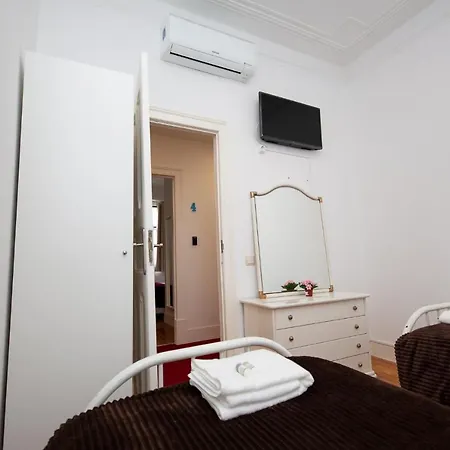 Inn-chiado Boulevard 3*
