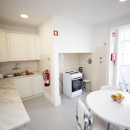 Inn-chiado Boulevard Guest house 3*