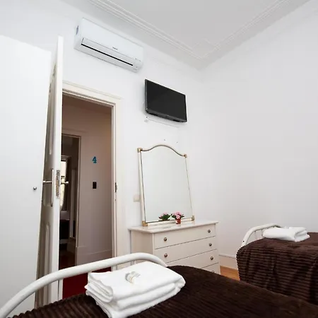 Inn-chiado Boulevard 3* Lissabon